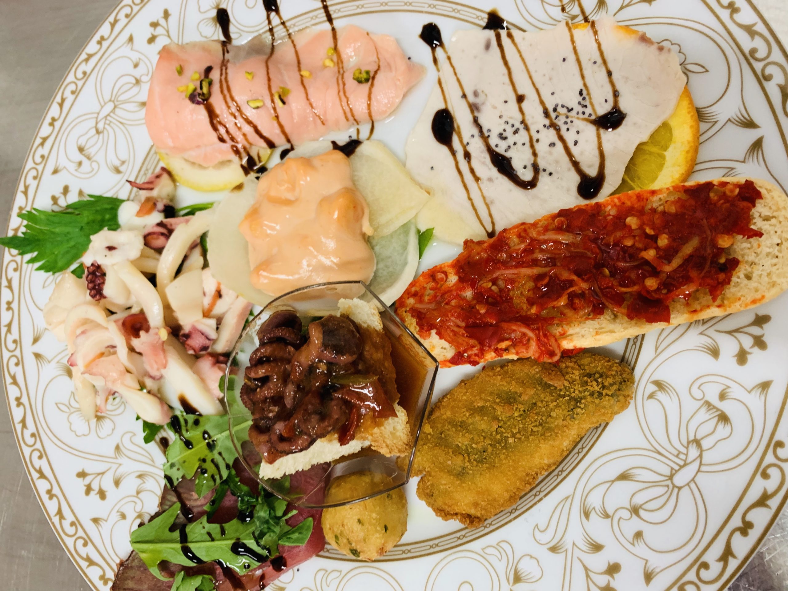 Antipasti d'eccellenza con specialità di pesce